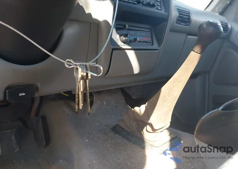 1992 Ford Explorer z USA, uszkodzony, nr VIN 1FMCU24X2NUD56756